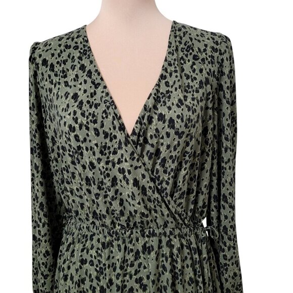 Time and Tru Size L Sea Turtle Leopard (Green and Black) Tiered Side Tie Dress - Picture 3 of 13